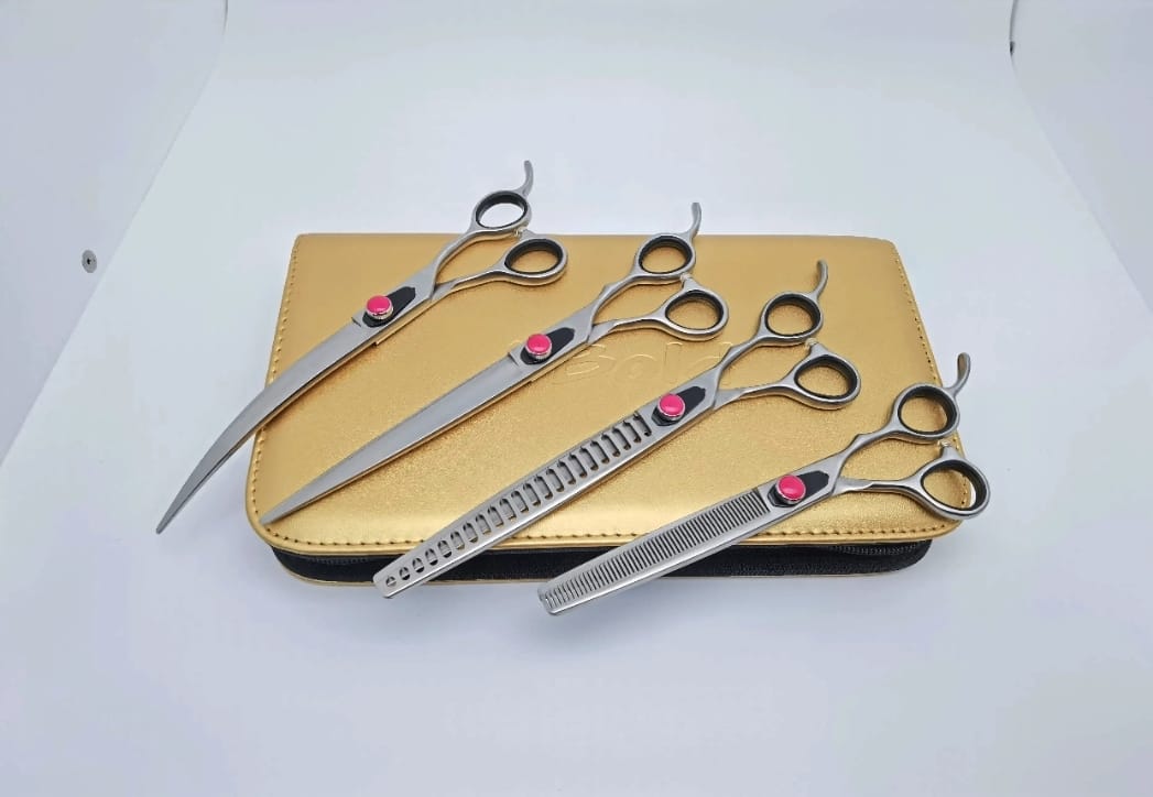 Professional Dog Grooming Scissors Set Straight, Thinning, Curved and Chunkers