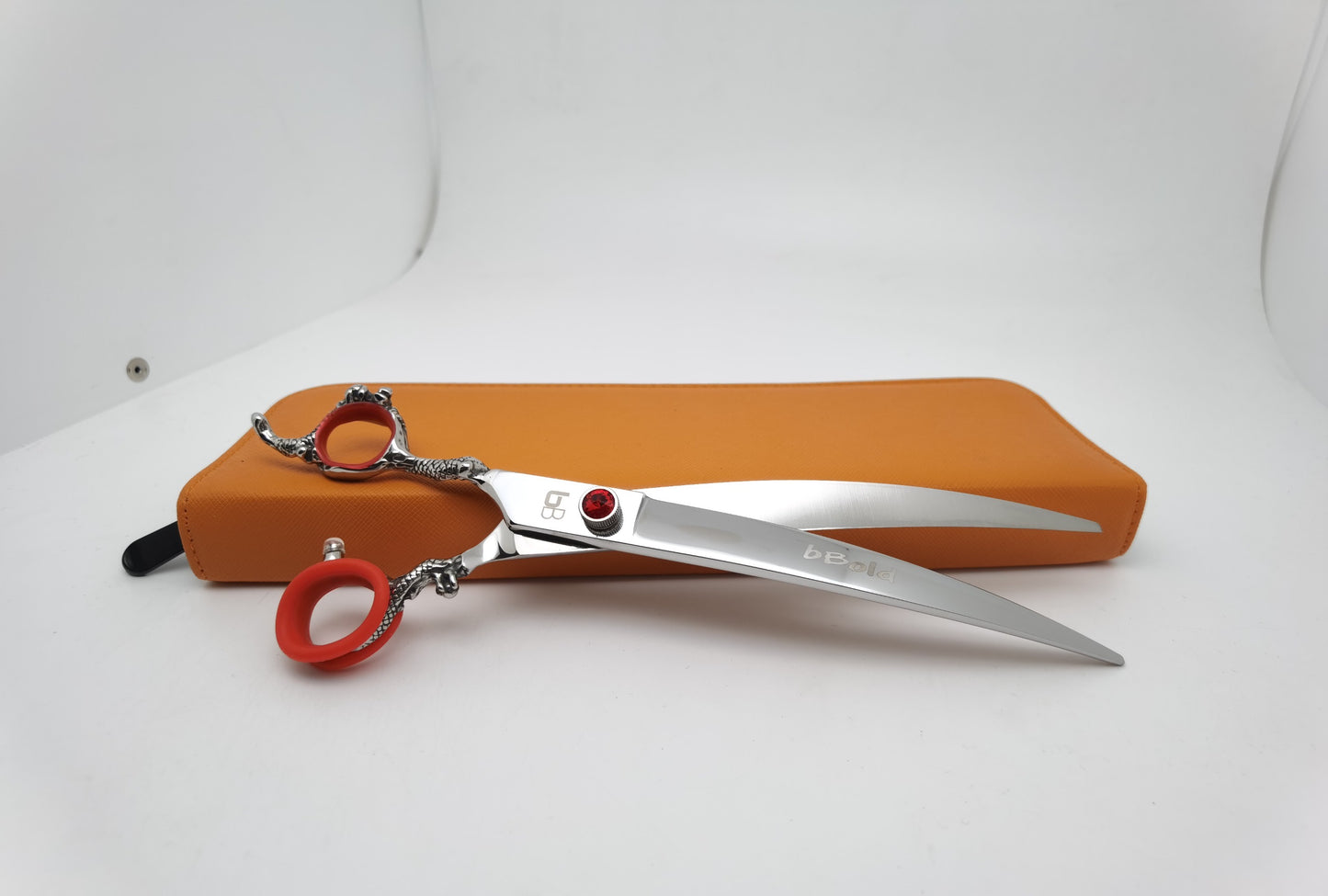 BBold 8.0" Dragon Curved Shear – Premium Sculpted Handle, Precision Performance