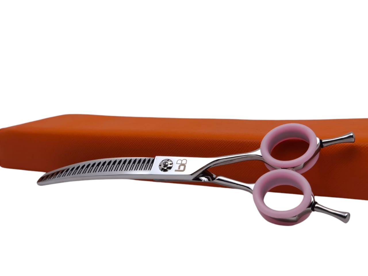 Professional Dog Grooming Scissors – Curved, 7.5″ | 30° Blade | Lightweight