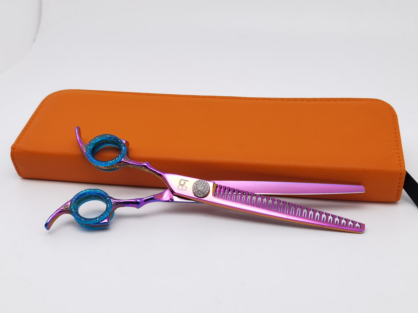 BBold 7.0" Rainbow Curved Thinning Shear – Smooth Blending & Finish Work