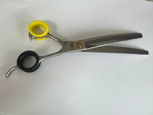 Professional Dog Grooming Scissors – Eraser Curved, 7.0″ | 23 Teeth | 80% Thinning